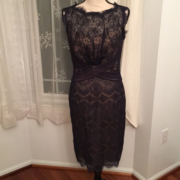 Tadashi Shoji Dresses & Skirts - Exquisite Tadashi Shoji dress